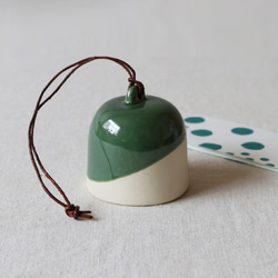 ラスト１　ＳＡＬＥ　anvai 　 優しい音色 陶器の風鈴 ときどき 呼び鈴 　 緑 S61C 3枚目の画像
