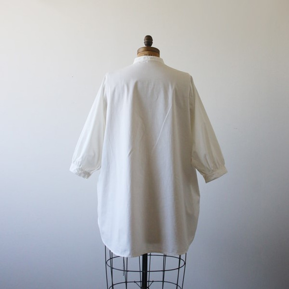 コットン１００％ブロードクロス スタンド襟ゆったり前開き変形シャツ白 画家B72A(dr260) 10枚目の画像