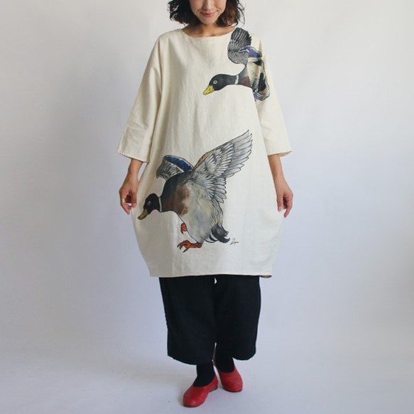 anvai派 リネン麻コットン和画衣 手描きART「鴨図」贅沢一枚布ゆったりワンピースK65A(dr004pk) 1枚目の画像