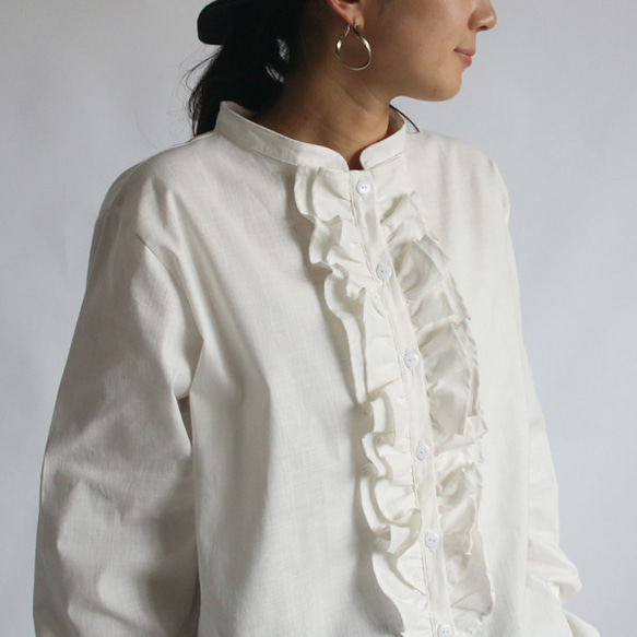 上質 紗織リネン麻 コットン生地でつくる贅沢フリル ブラウス 前開き羽織り ホワイト K78(sh344) 3枚目の画像