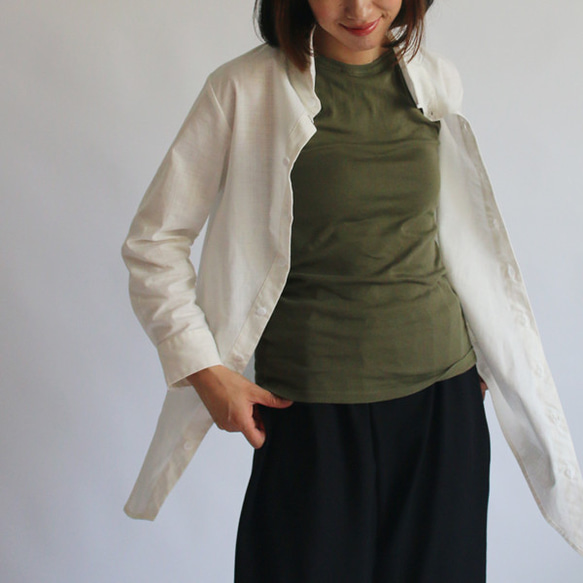冬の白。リネン麻コットン生地 変形ロング前開きシャツ白ジャケット羽織ポケット付A50(sh320) 4枚目の画像