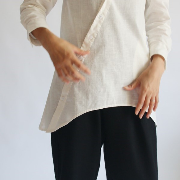 冬の白。リネン麻コットン生地 変形ロング前開きシャツ白ジャケット羽織ポケット付A50(sh320) 8枚目の画像