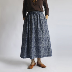 「誰にでも似合う ギャザー スカート」７８cm丈 ボタニカル柄織 コットン１００％H41（sk001) 1枚目の画像