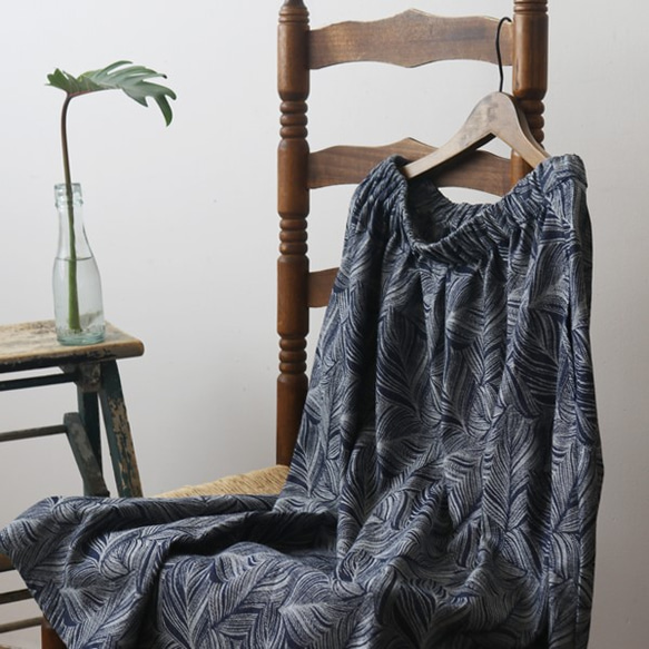 「誰にでも似合う ギャザー スカート」７８cm丈 ボタニカル柄織 コットン１００％H41（sk001) 3枚目の画像