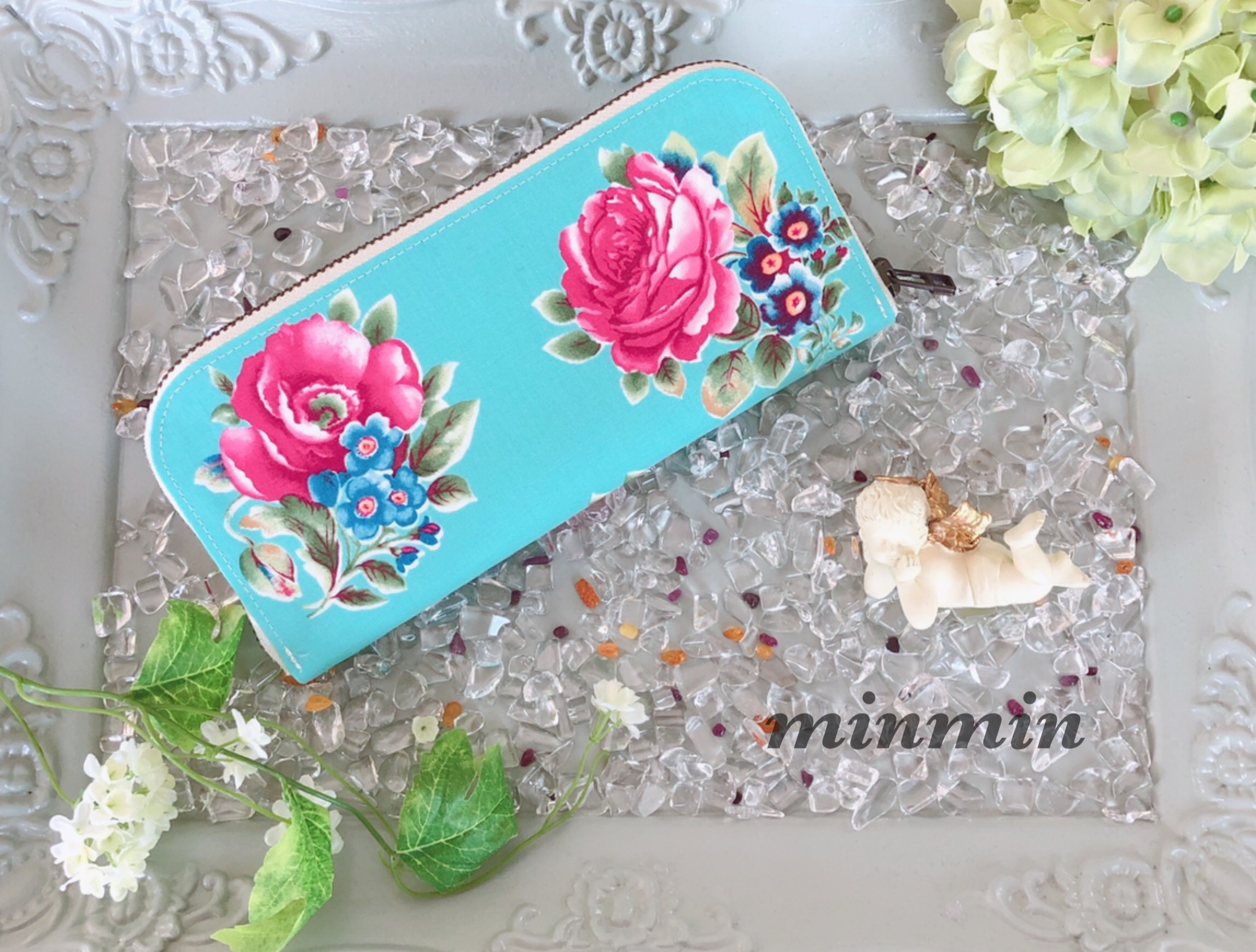 かわいい布で作った長財布　軽量なのに大容量！華やか薔薇