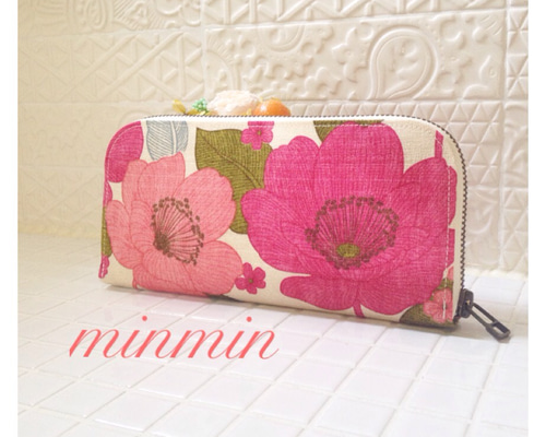 フラワー柄 長財布 レッド ピンク　バレンタイン限定 6_bed8fbb04fa4670ae2a8098398e4