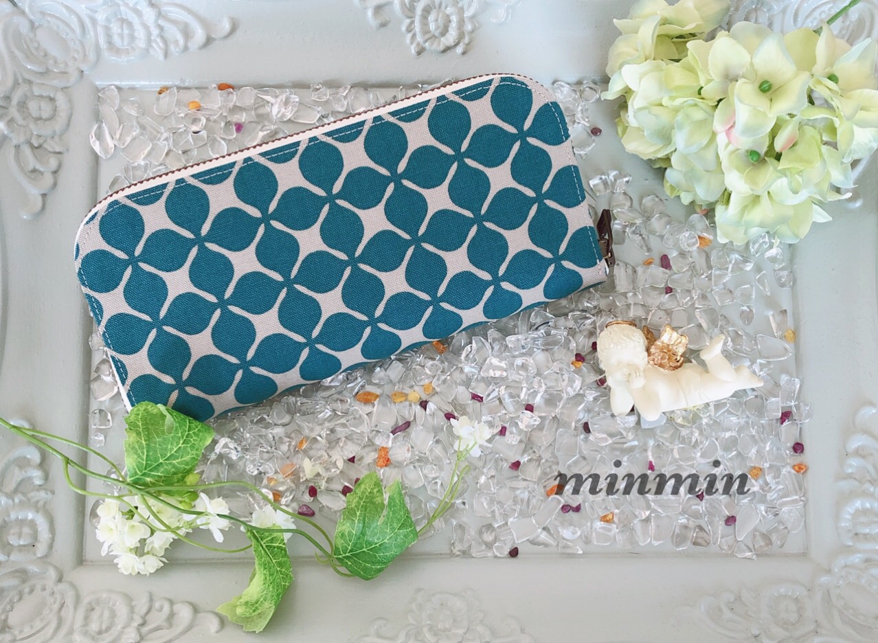 かわいい布で作った長財布　軽量なのに大容量！キャロル柄