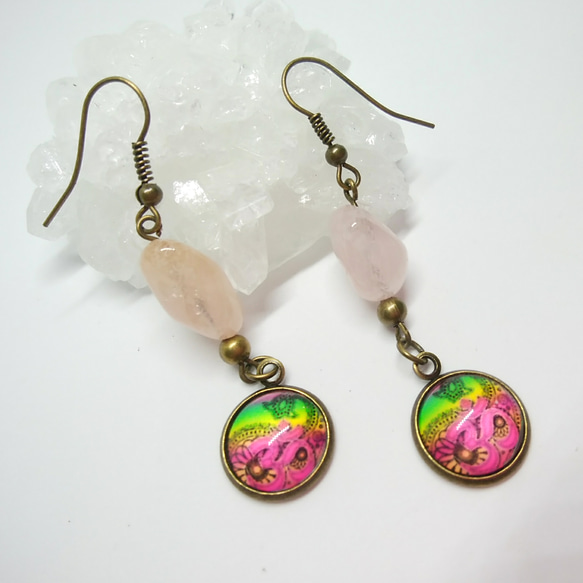 om 天然石ピアス・モルガナイトA 2枚目の画像