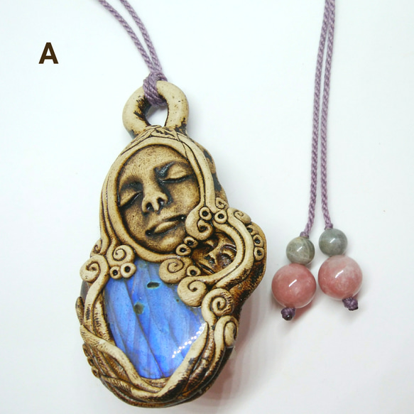 聖母のラブラドライト 天然石マクラメ編みペンダント 2枚目の画像