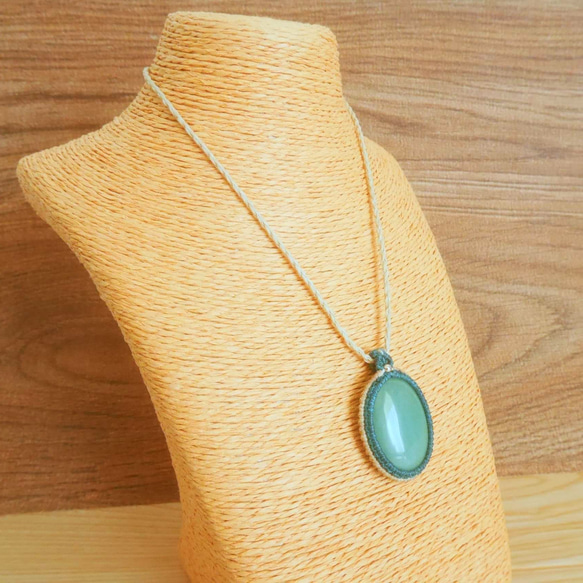グリーンアベンチュリン 天然石マクラメ編みペンダント 4枚目の画像