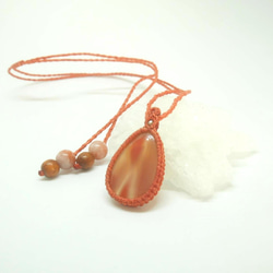 アゲート 天然石マクラメ編みペンダント 2枚目の画像