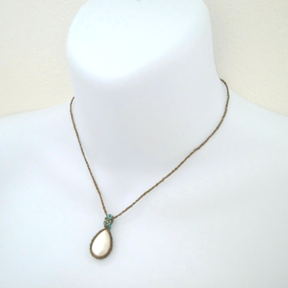 マザーオブパール マクラメ編みネックレス 4枚目の画像