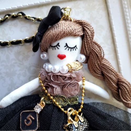 ブラック チュールドレスのルルベちゃん バッグチャーム Floral Season