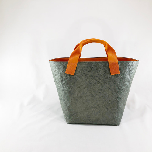 特殊軽量素材 シワ加工トート ワイドガゼット(オリーブグレー×オレンジ