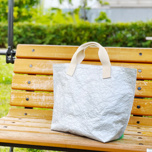 PVCクリア&特殊軽量素材]アシンメトリートート(シルバー×ターコイズ