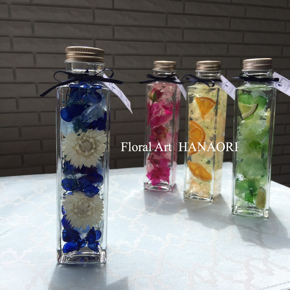 ハーバリウム『4coler jweley - Square bottle -』ブルー 1枚目の画像