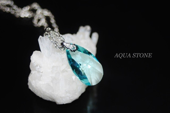 28mm スワロネックレス / アンティークグリーン 1枚目の画像