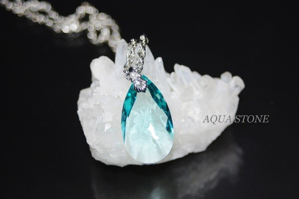 28mm スワロネックレス / アンティークグリーン 3枚目の画像