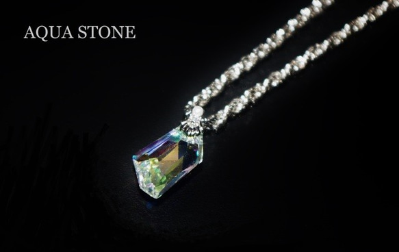 SWAROVSKI ネックレス / 18mmクリスタルAB 3枚目の画像