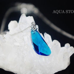 SWAROVSKI ネックレス / カプリブルー 1枚目の画像