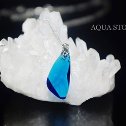 SWAROVSKI ネックレス / カプリブルー 2枚目の画像