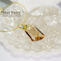 SWAROVSKI ゴールデンシャドーネックレス 1枚目の画像