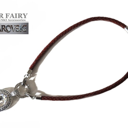 ☆ 新作 ☆ 25mm×18mm SWAROVSKI クリスタル 四つ編みレッドブラウン本革チョーカー 1枚目の画像