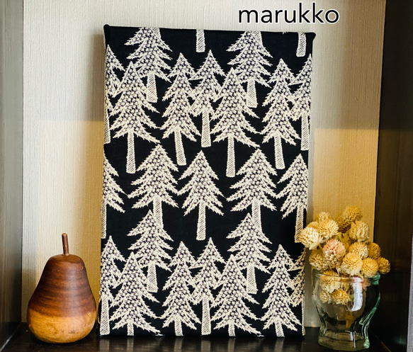 刺繍パネル もみの木 ファブリックパネル 20×30 クリスマスにも