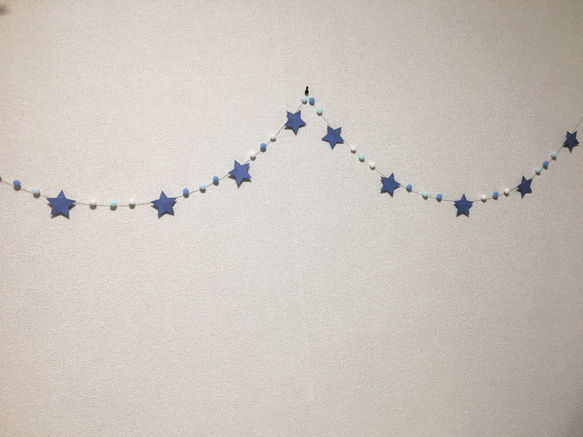 星10個ガーランド（フエルトボールBU） 3枚目の画像