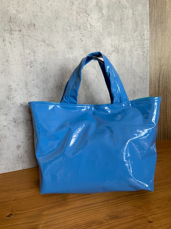 NewJeans トートバッグ ブルー 青 NewJeans ニュージーンズ トートバッグ - メルカリ