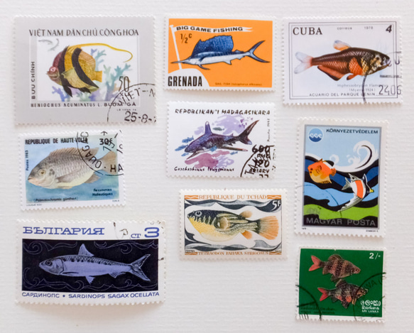 魚の切手　60枚　外国切手　 2枚目の画像