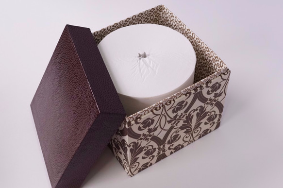 美しい紙を味わうための立方体の箱（ロールペーパーサイズ） 3枚目の画像