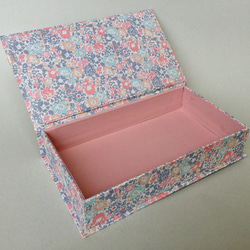 リバティプリントのブック型BOX（dusty pink） 4枚目の画像