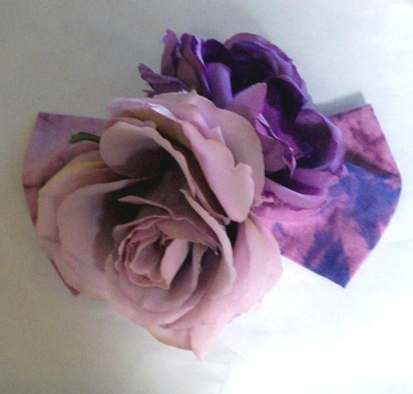 紫の薔薇 1枚目の画像