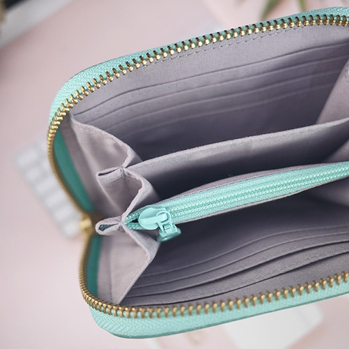 新作♪ジップ小銭入れ☆Tiffany&Co.☆開くとティファニーブルー 新作♪ジップ小銭入れ☆Tiffany&Co.☆開くとティファニーブルー