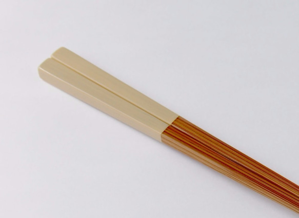 竹・自然塗料箸　やさしい色シリーズ  06-22  バニラ 1枚目の画像