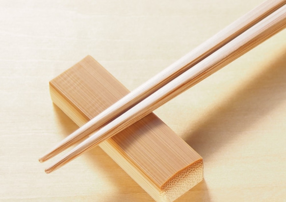竹・自然塗料箸　05-22-CH  サファイア　 3枚目の画像
