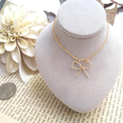 送料無料 14kgf リボンモチーフのネックレス ネックレス・ペンダント  