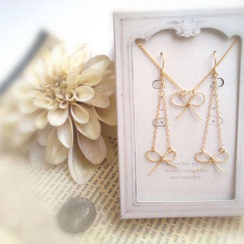 送料無料 14kgf リボンモチーフのネックレス ネックレス・ペンダント  