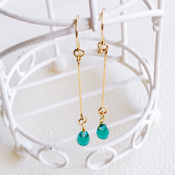 送料無料☆ティアドロップピアス♪樹脂ノンホールピアスに変更可♪ 1枚目の画像