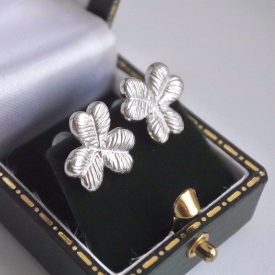 クローバー ピアス silver925 (在庫あり)