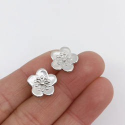 白梅のピアス Botanical Earrings silver925 5枚目の画像