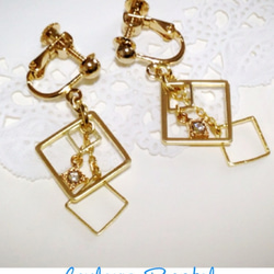 Square　Earrings 1枚目の画像