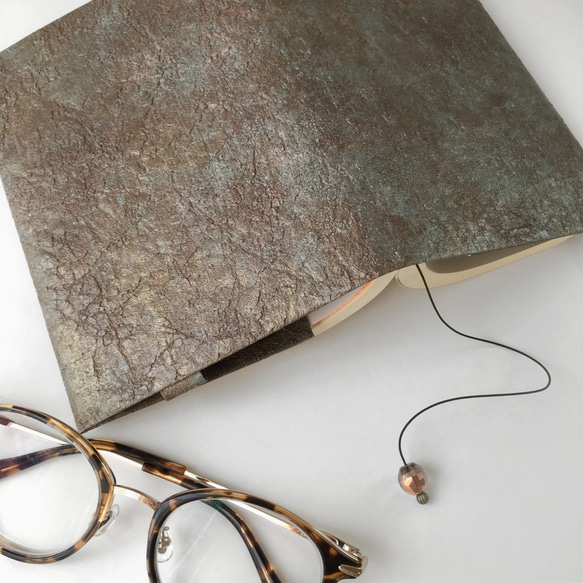 コッパーザウルスブックカバー　COPPER saur BOOKCOVER　文庫本/新書判/四六判/B6判/A5判/手帳 2枚目の画像