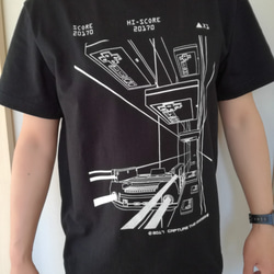 Tシャツ・謎のゲーム機、要寒を駆け抜ける！　　　　　　　CAPTURE THE GAMES 2枚目の画像