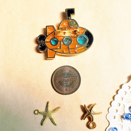 ハンドメイドブローチ　スチームパンク Amazon.co.jp: スチームパンクブローチ スチームパンク