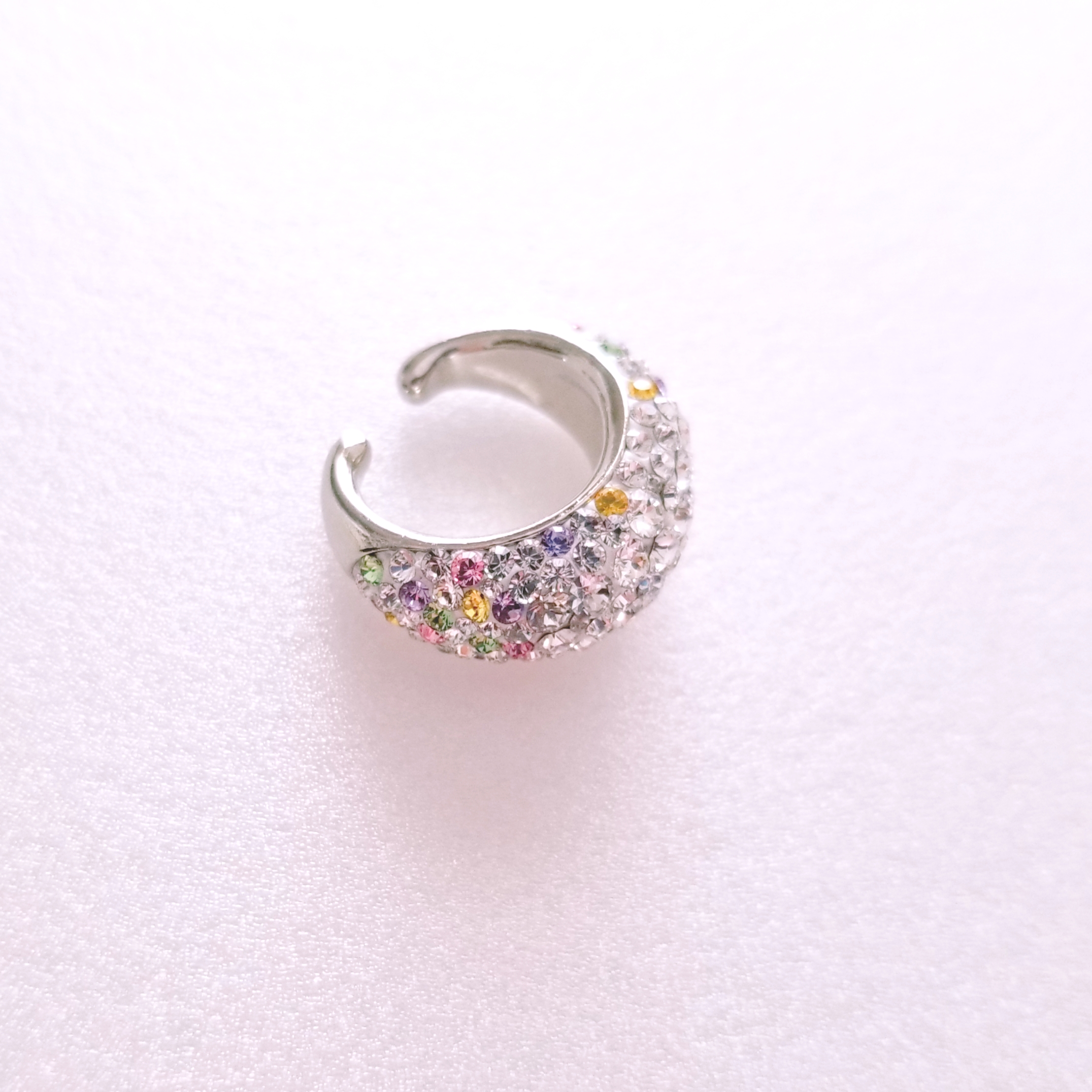 maron様専用オーストリア産高級クリスタルガラス使用の　イヤーカフ　《シルバータイプ》