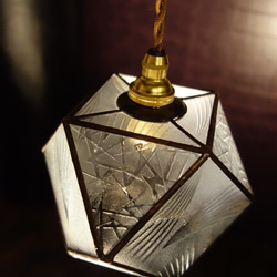 【多角形】昭和レトロ　アンティーク硝子　ペンダントランプ（流れ星） 3枚目の画像