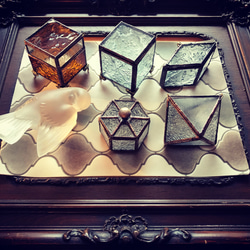 【多角形 宝石箱】アンティーク・ガラスケース・ジュエリーケース・リングピロー・小物入・アクセサリーケース・お香立て 1枚目の画像