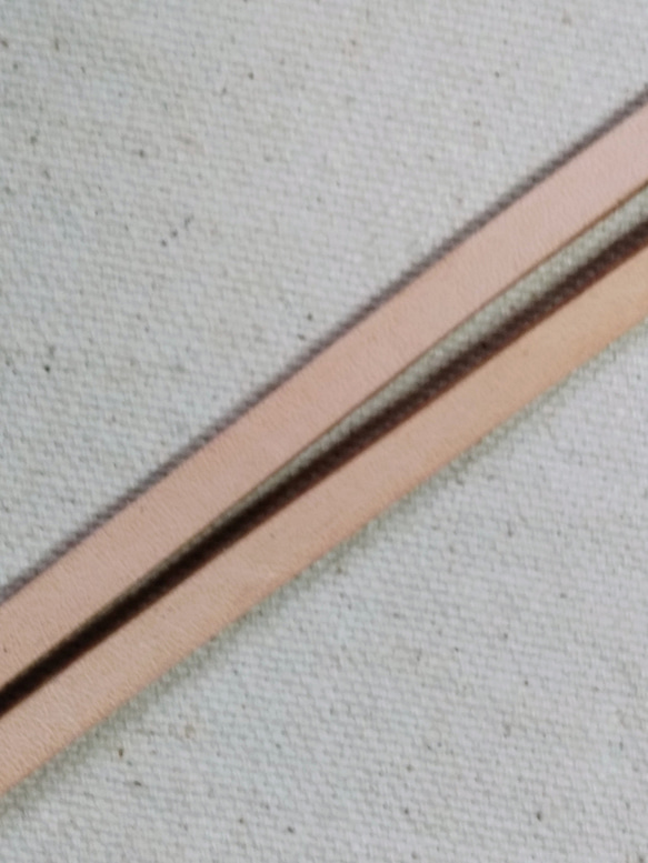 本革　ヌメ革5mm幅　ネックストラップ　ポイントに姫路レザー 6枚目の画像